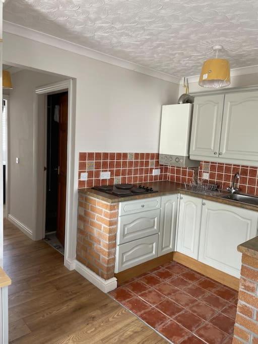 The Cwtch - A Self Contained One Bedroom Annex Pwllheli Εξωτερικό φωτογραφία